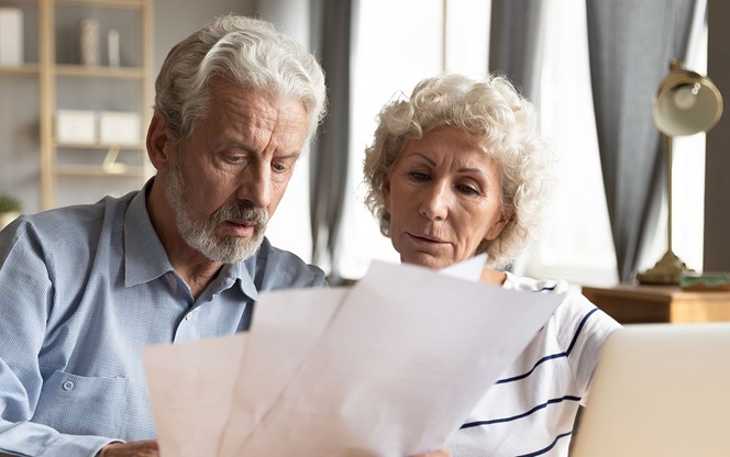 Seniors Viewing Pension Plan (002)