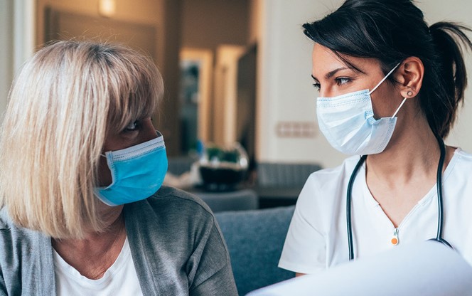 Doctor's home visiting during the quarantine