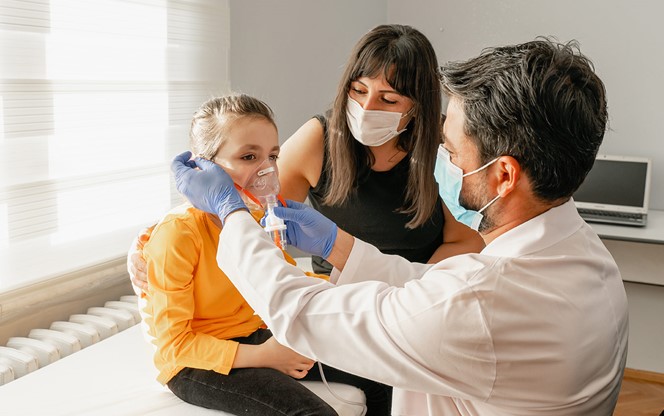 Health Plan Impact of the End of the ACA Family Glitch Pediatrician Having A Check Up On His Patient