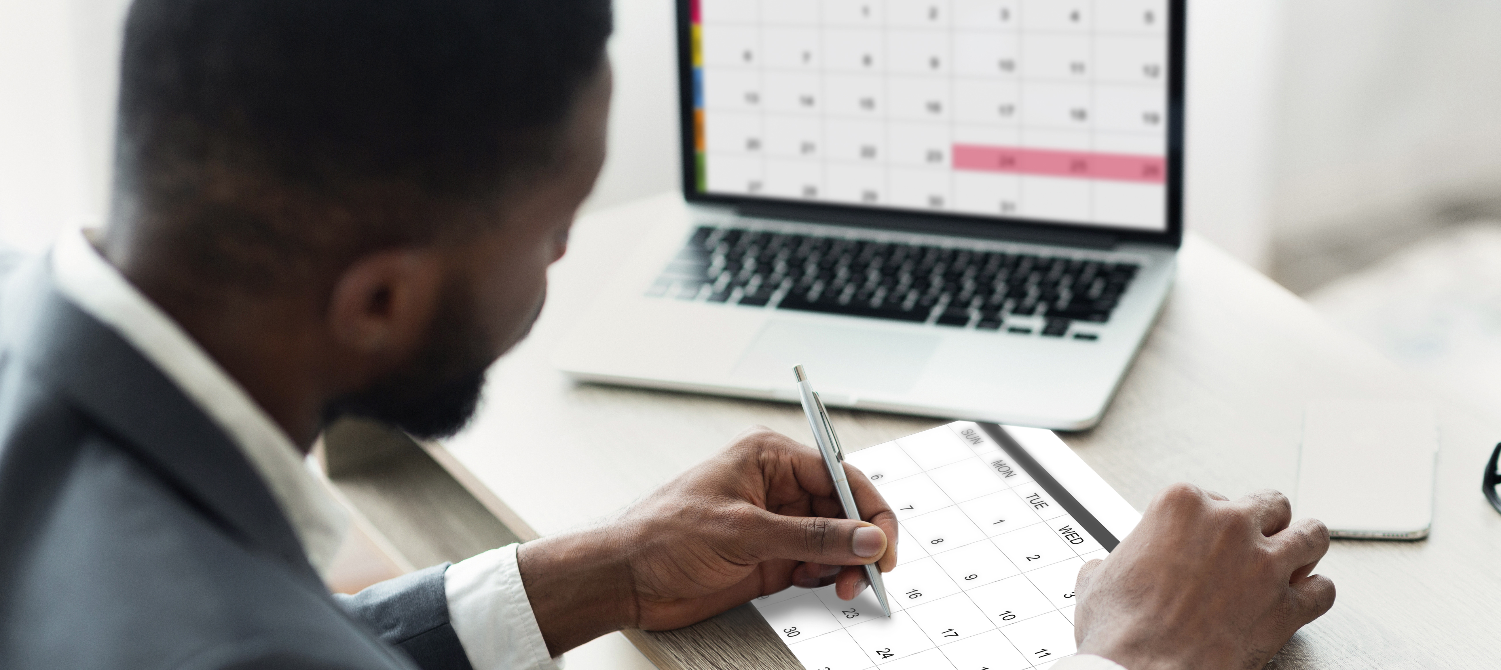 Business Person With Calendar Gettyimages 1287829341
